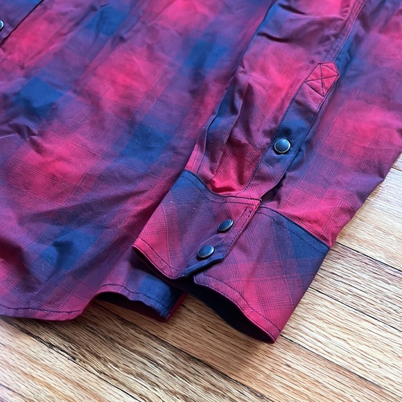 DH3 Long Sleeve Button Shirt / XL / New - Picture 6 of 6